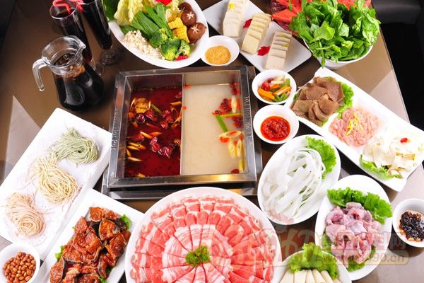 冬天吃火锅要适量