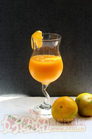 â֭:        (1) â (1) 