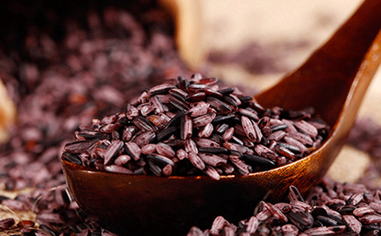 紫米和黑米的区别是什么（吃紫米的好处和坏处）